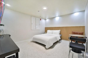Anyang Rivera Hotel
